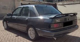Foto 4 di 6: FORD Sierra RS Cosworth 4p. 2WD 