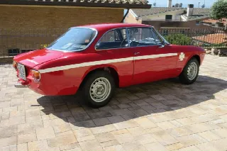 Foto 5 di 52: ALFA ROMEO GTA 1300 Junior 
