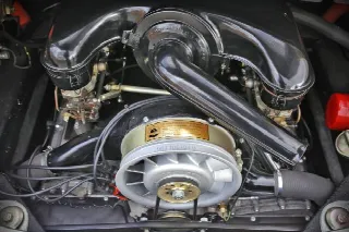 Foto 9 di 9: PORSCHE 911 2.0 SWB   