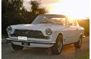 Foto 5 di 10: FIAT 2300 S Coupé  