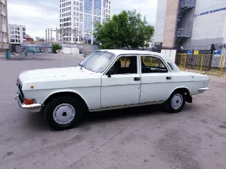 Foto 7 di 16: GAZ Other 2410 