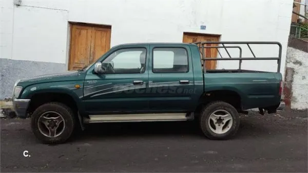 TOYOTA Hilux 4p diesel