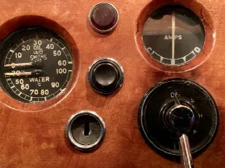 Foto 33 di 36: JAGUAR MkVII  