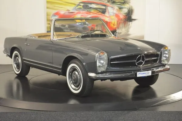 MERCEDES-BENZ SL Pagoda (1963-1971) 230 - Total Restauration über 150'000.- Fr.