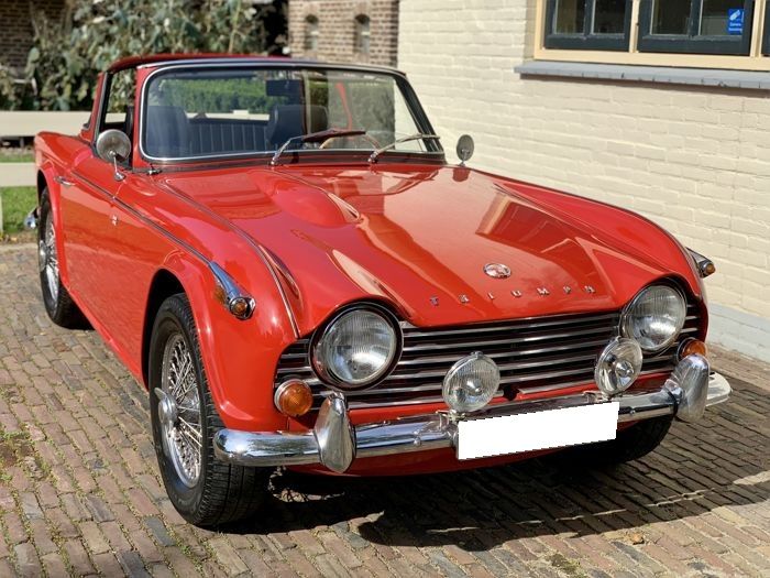 TRIUMPH TR4 A IRS 