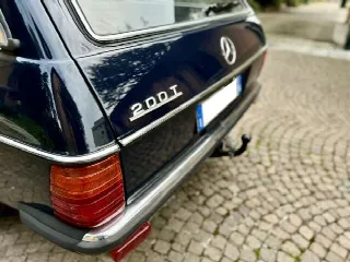 Foto 5 di 16: MERCEDES-BENZ T4 SW