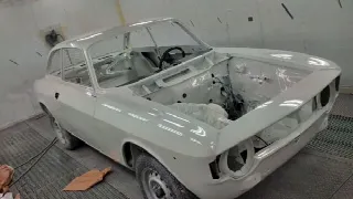 Foto 2 di 10: ALFA ROMEO GT Gt 1600 veloce