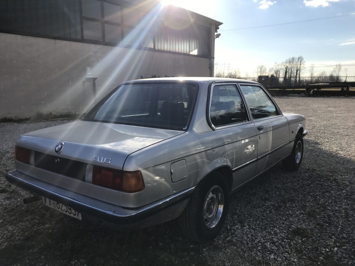 BMW 316 E 21
