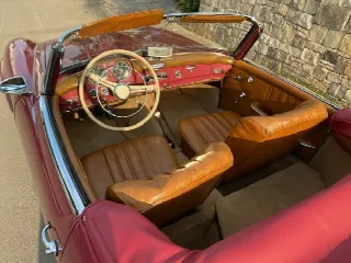 Foto 3 di 9: MERCEDES-BENZ 190 SL  