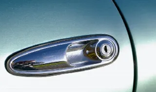 Foto 3 di 10: ALFA ROMEO Spider   