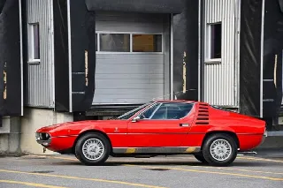 Foto 2 di 5: ALFA ROMEO Montreal  