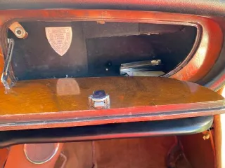 Foto 25 di 35: JAGUAR 420 Saloon 