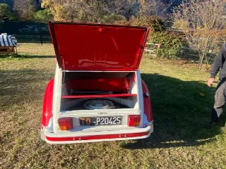 Foto 12 di 16: CITROEN 2 CV 2 CV 4 dolly 