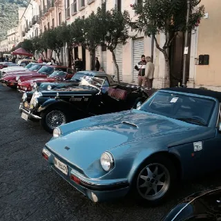 Foto 3 di 3: TVR 3000S Cat  