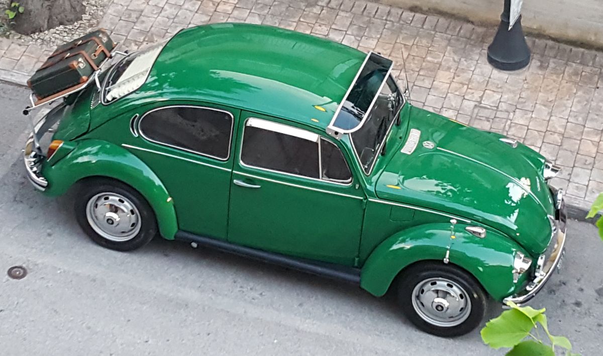 VOLKSWAGEN sedane   