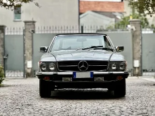 Foto 2 di 17: MERCEDES-BENZ SL(1971-1989) 450