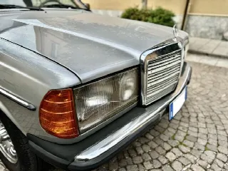 Foto 7 di 17: MERCEDES-BENZ 230 C CE coupè