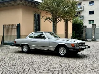 Foto 8 di 14: MERCEDES-BENZ SL(1971-1989) 450