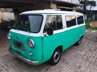 Foto 10 di 10: FIAT 600 t Prima serie calandra esagonale  