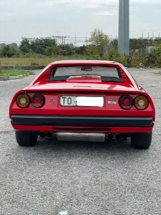 Foto 2 di 4: FERRARI 308(1974-1985) GTB Carburatori 