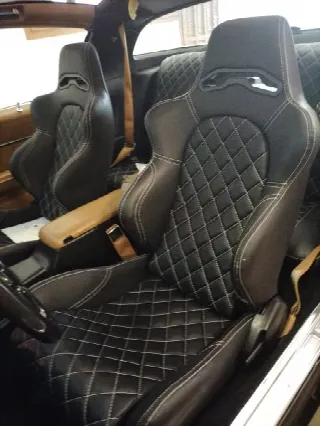 Foto 3 di 5: PONTIAC Firebird Esprit  