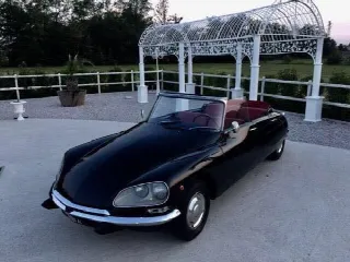 Foto 2 di 4: CITROEN DS 19  