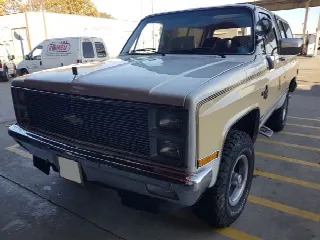 Foto 3 di 4: CHEVROLET Blazer K5     
