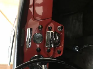 Foto 18 di 19: PORSCHE 356 C 1600 SC    