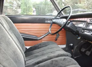 Foto 3 di 3: PEUGEOT 304 S GL 
