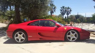 Foto 3 di 3: FERRARI F355 (1994-1999) Berlinetta   