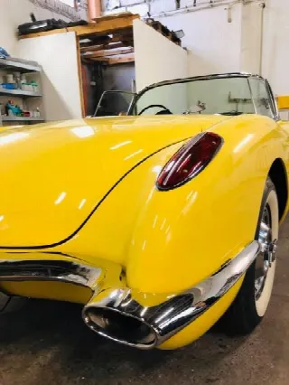 Foto 4 di 11: CHEVROLET Corvette C1 1959     