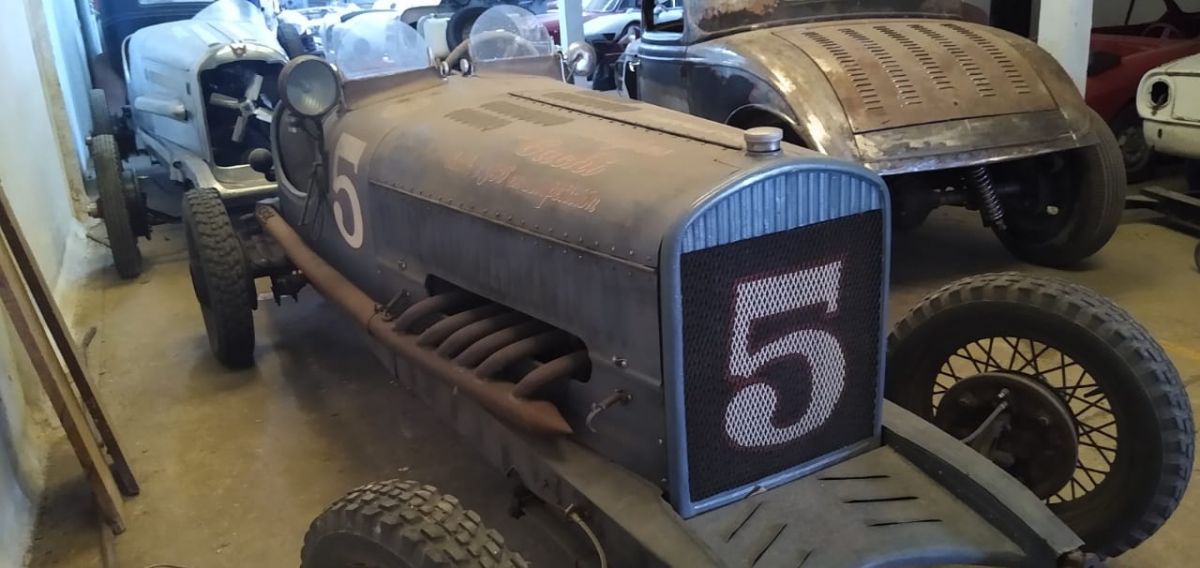 CHRYSLER race car 