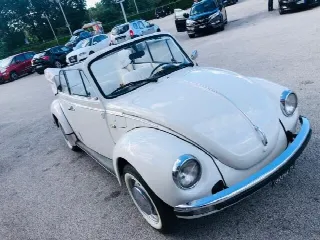 Foto 4 di 7: Volkswagen Maggiolino Cabrio 