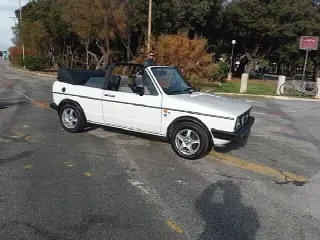 Foto 1 di 6: Volkswagen Golf CABRIOLET 