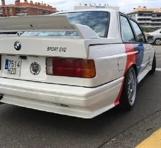 Foto 4 di 5: BMW M3 evo 3 