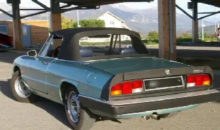 Foto 1 di 10: ALFA ROMEO Spider   