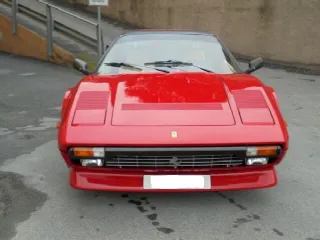Foto 5 di 17: FERRARI 308(1974-1985) GTS QV 