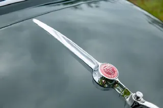 Foto 9 di 15: JAGUAR XK 150 FHC  
