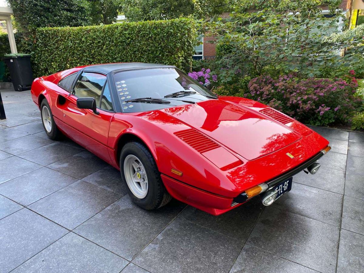 FERRARI 308(1974-1985) GT Spider