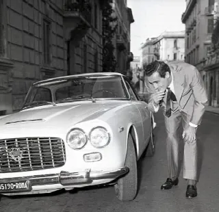Foto 23 di 71: LANCIA Flaminia Convertibile Touring 2500 3 C 