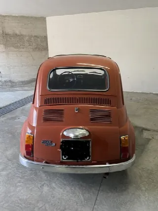 Foto 2 di 8: FIAT 500 L Berlina  