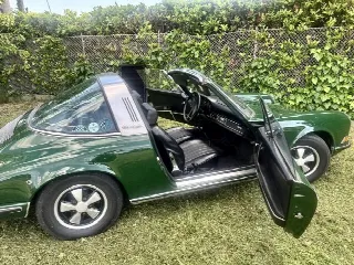 Foto 1 di 3: PORSCHE 911 2.2 Targa