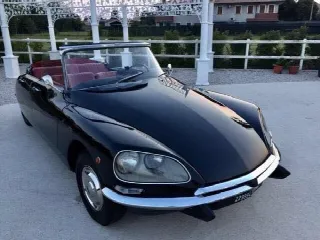 Foto 4 di 4: CITROEN DS 19  