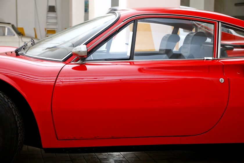 FERRARI 246 Dino (1969-1974) GT   