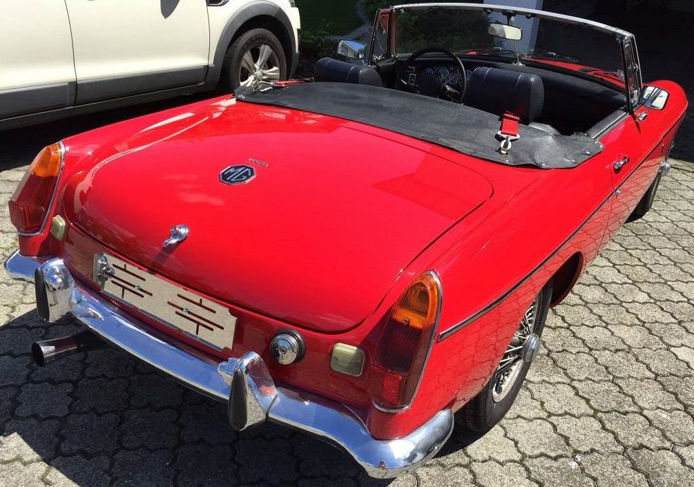 MG B Spyder  