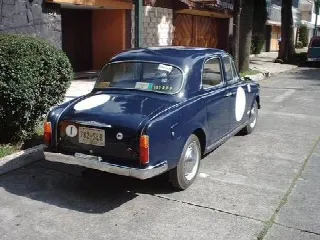 Foto 3 di 6: LANCIA Appia Sedan III with 60 hp engine 