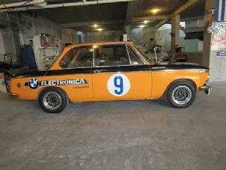 Foto 2 di 6: BMW Race replica  