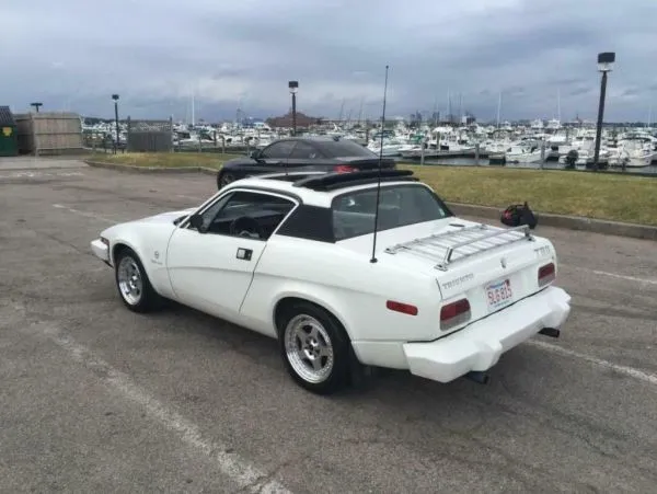 TRIUMPH TR8 COUPE !