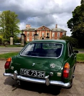 Foto 2 di 2: MG B