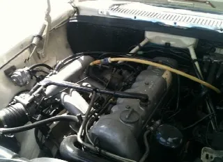 Foto 4 di 4: MERCEDES-BENZ 250 ce 